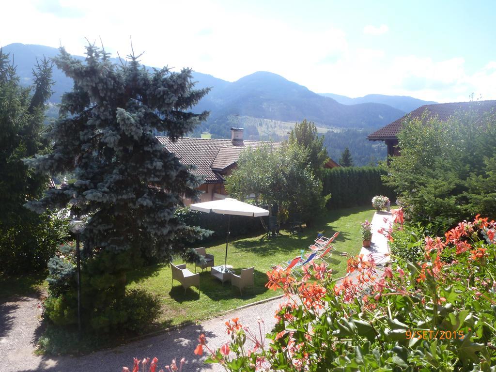 Villa Mirabell Cavalese Szoba fotó