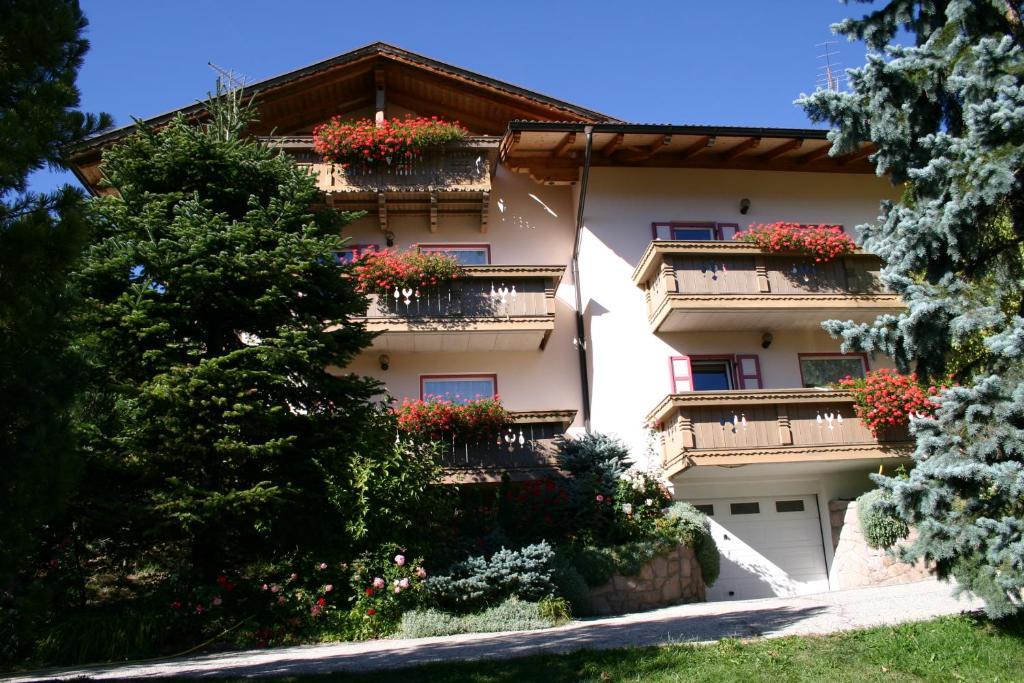 Villa Mirabell Cavalese Kültér fotó